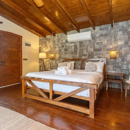 酒店 La Boheme Kabak Adults Only 5*