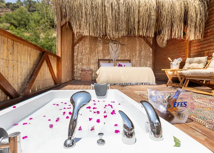 La Boheme Kabak Adults Only